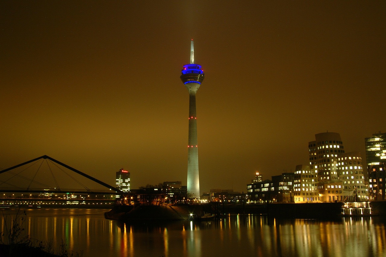 Rheinturm Düsseldorf